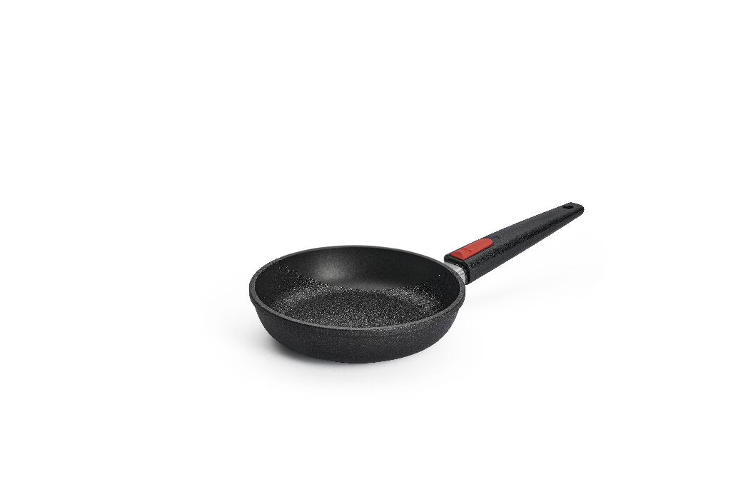 Gusspfanne der Woll Serie Nowo Titanium