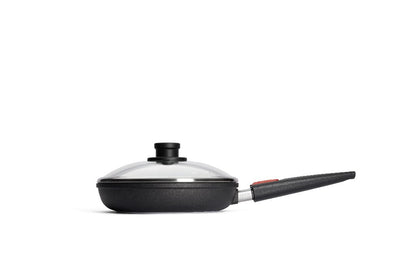 Gusspfanne mit Deckel der Woll Serie Nowo Titanium