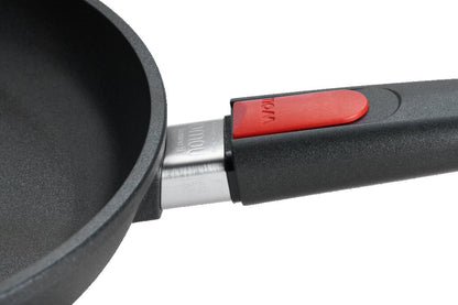Abnehmbarer Griff der Gusspfannen der Woll Serie Nowo Titanium