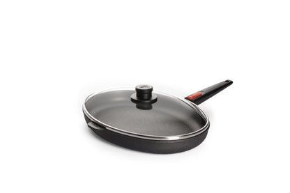 Ovale Guss-Fischpfanne mit Deckel der Woll Serie Nowo Titanium
