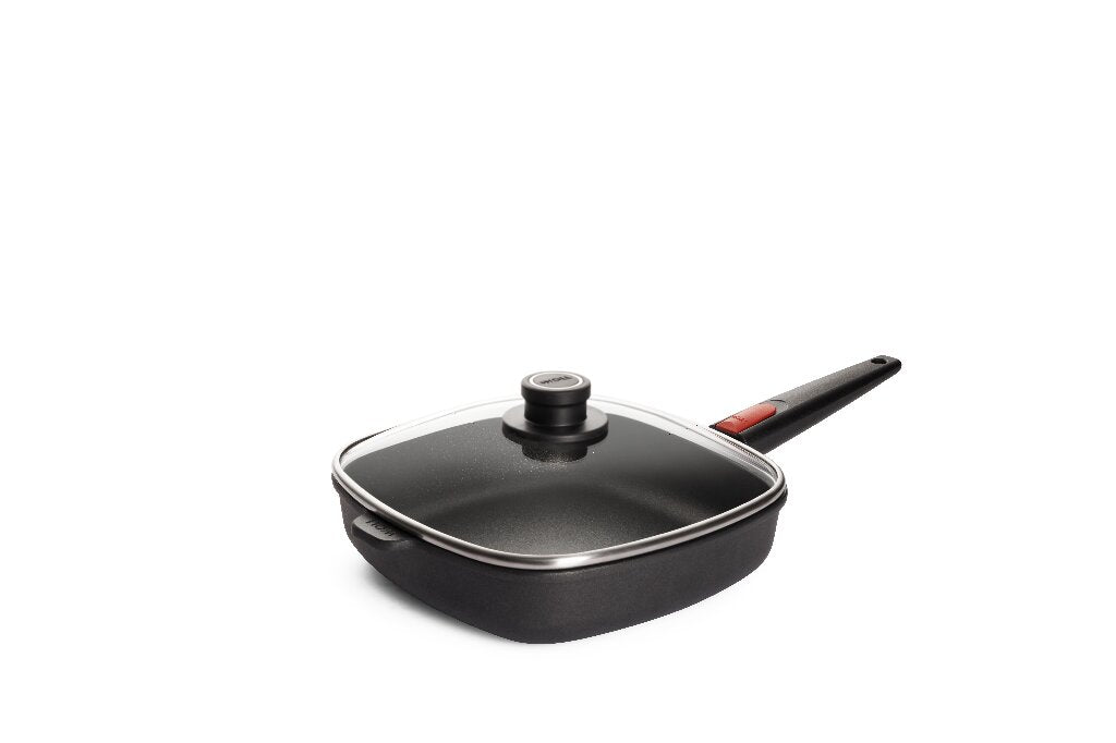 Gusspfanne mit Deckel der Woll Serie Nowo Titanium