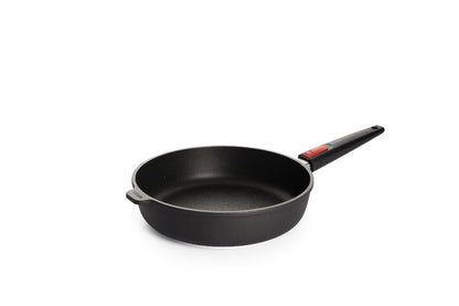 Guss-Hochrandpfanne der Woll Serie Nowo Titanium