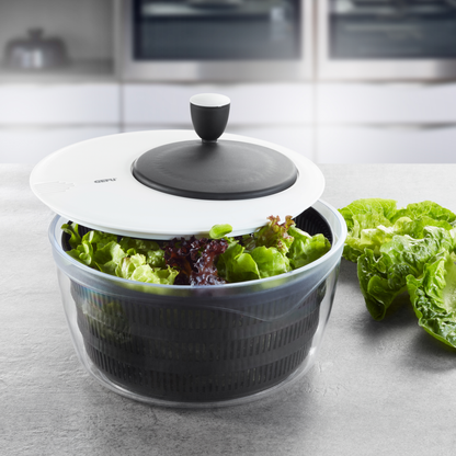 GEFU Salatschleuder RORARE mit frischem Salat