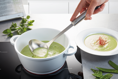 Suppe auslöffeln mit Schöpflöffel PRIMELINE von GEFU