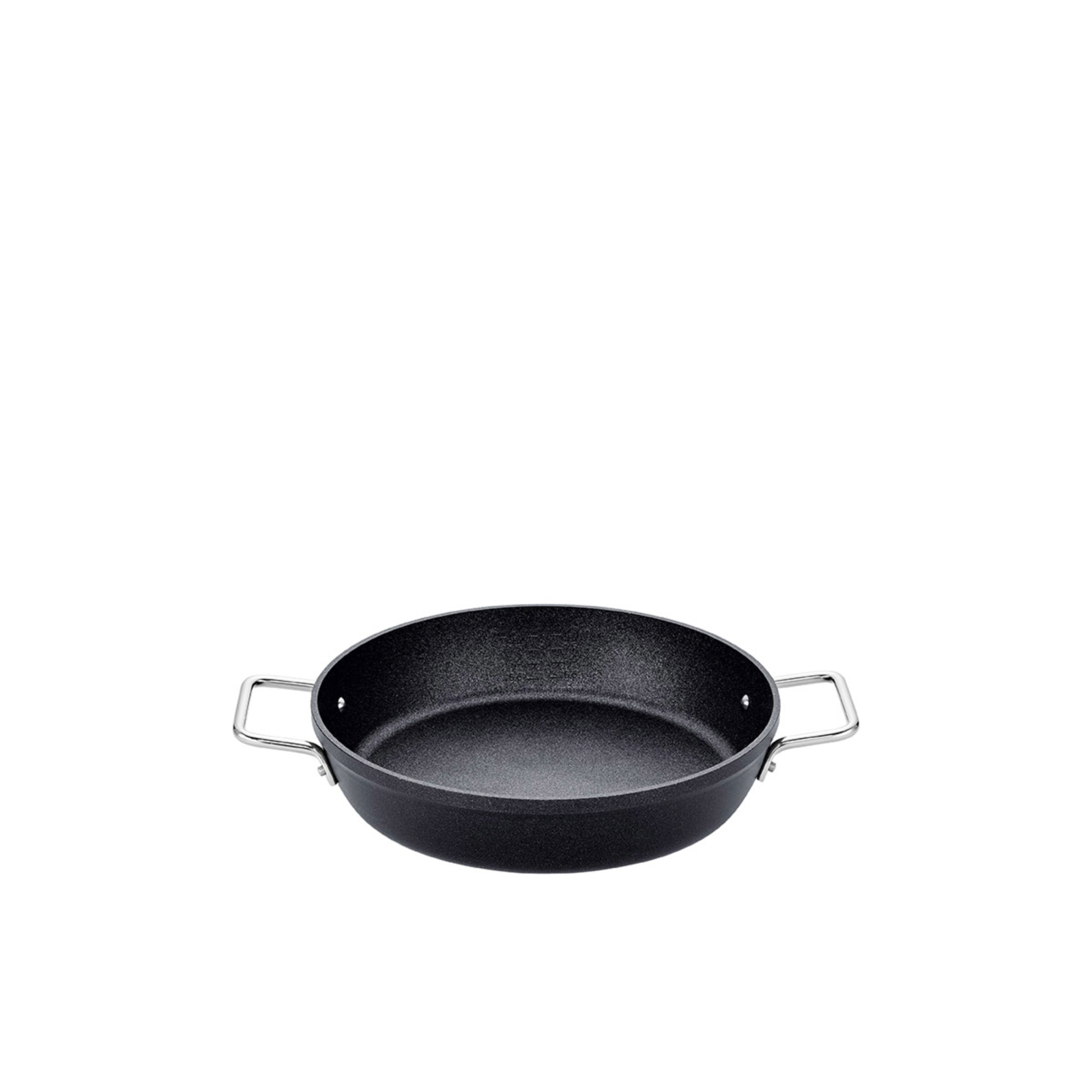 Integrierte Messskala in beschichteter Servierpfanne der Fissler Serie Adamant®