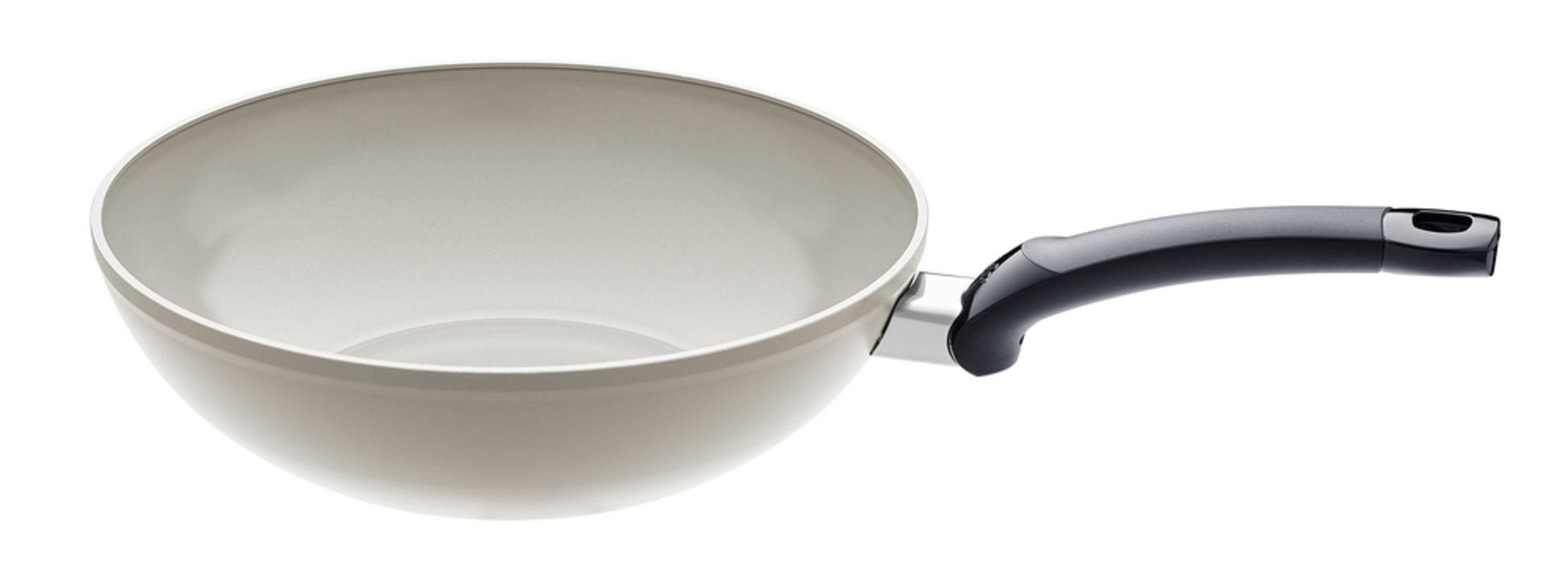 Hohe Ränder bei der Wokpfanne der Fissler Serie Ceratal®