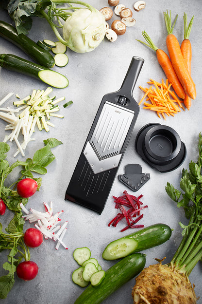 Gemüse schneiden mit V-Hobel Julienne VIOLI® 2.0 von GEFU