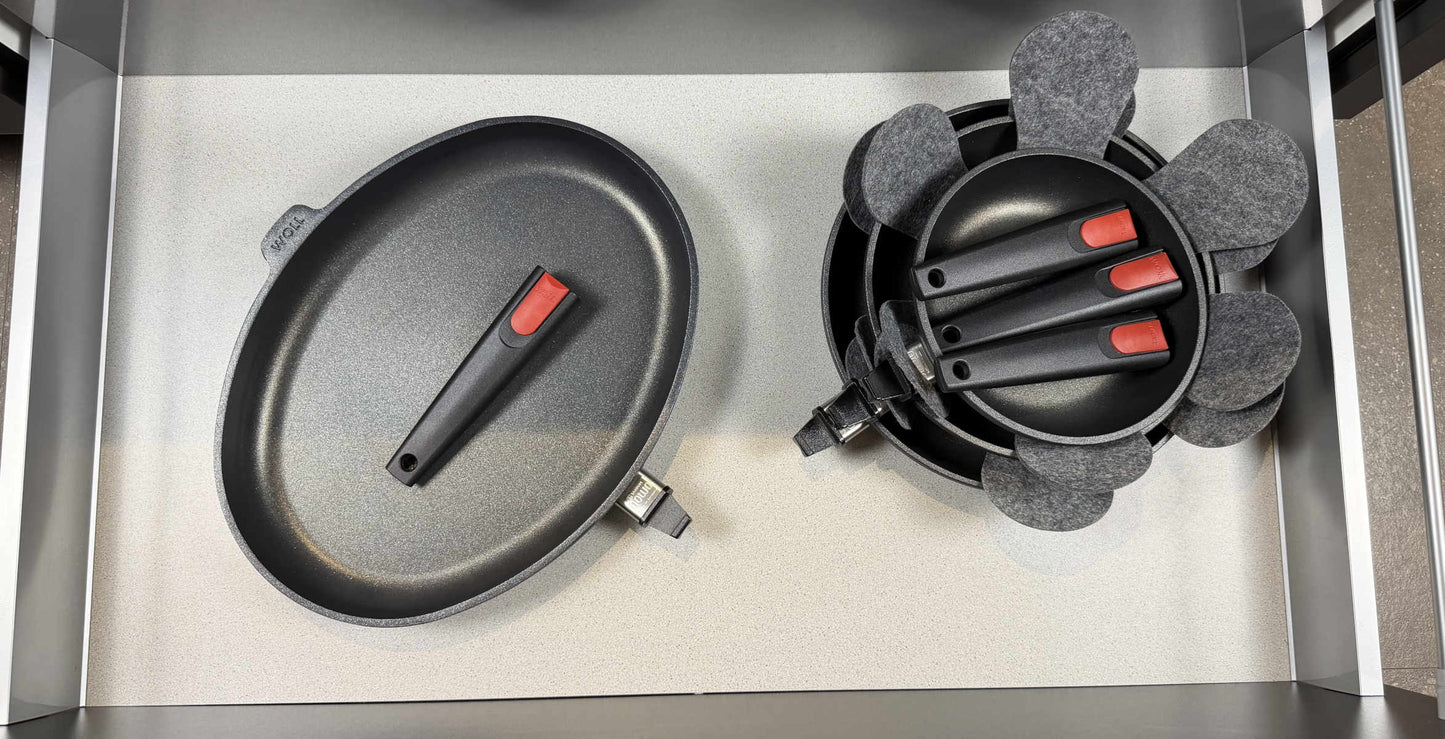 Fischpfanne der Woll Serie Nowo Titanium mit abnehmbaren Griff für platzsparende Lagerung