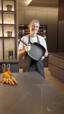 Woll – Viereckige Gusspfanne Induktion, 20x20-28x28 cm, Nowo Titanium, Antihaft, Spülmaschinenfest